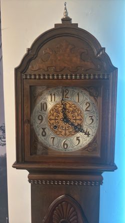 1918 colonial floor stand clock