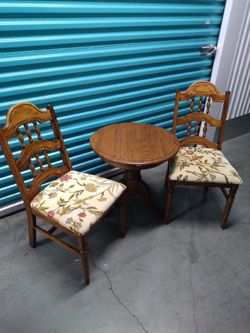 Antique Round Table And Two Chairs