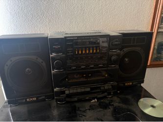 Soundesign am-fm stereo receiver dual cassette deck