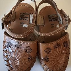 Kids Mexico shoes size 7 ❗️Firm Price❗️