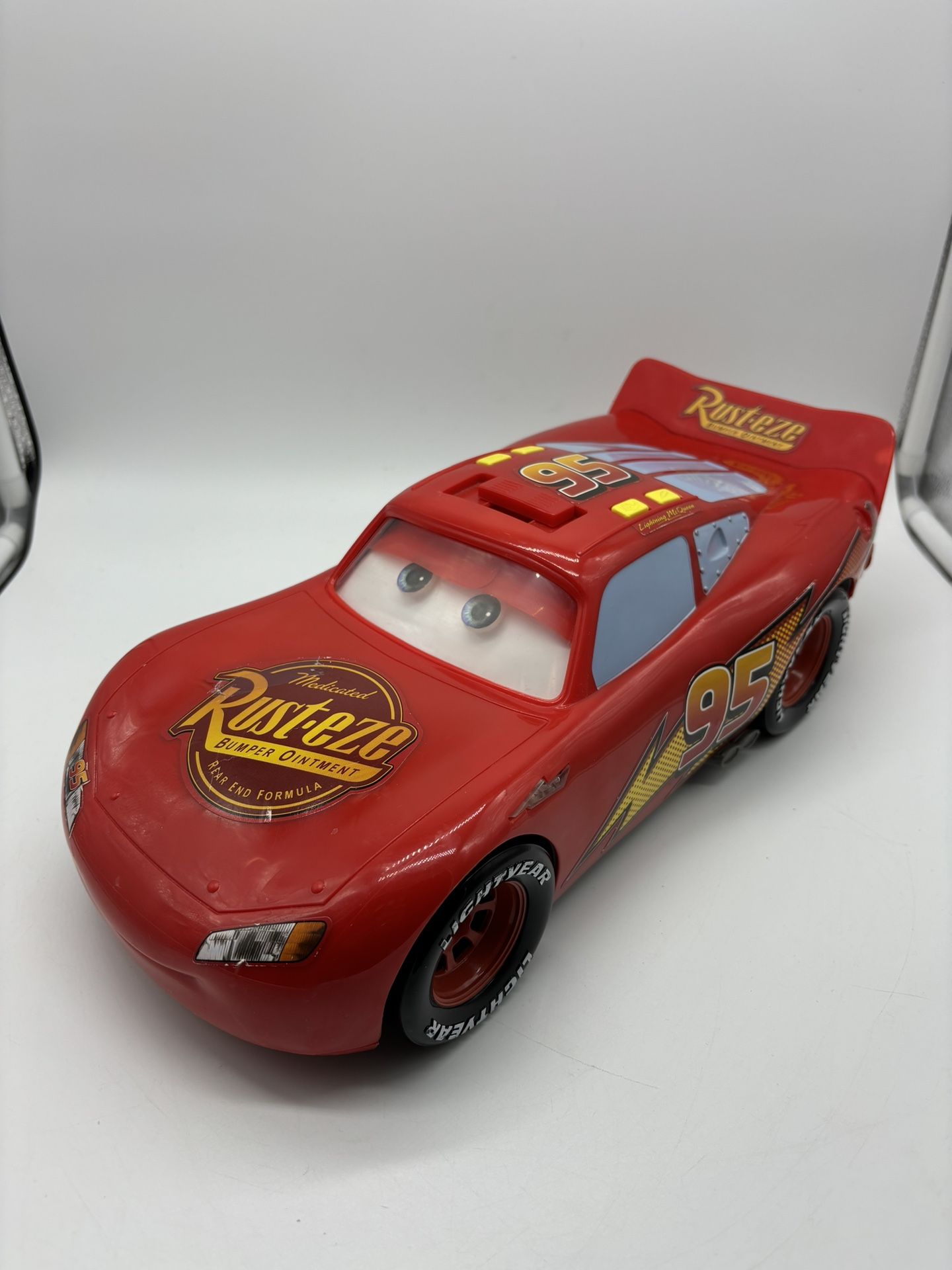 Disney Pixar Cars Lightning McQueen Talks Sounds Lights Moving Eyes 14”