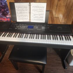 Yamaha DGX-650 Portable Grand Piano