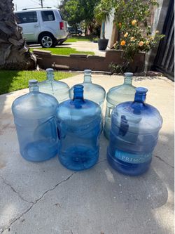 5 gallon water bottles containers