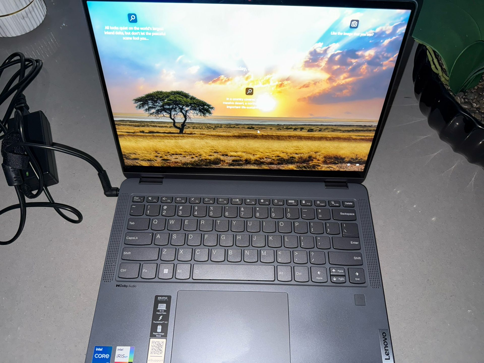 BRAND NEW LENOVO LAPTOP