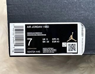 Jordan 1 Mid Sanded Purple