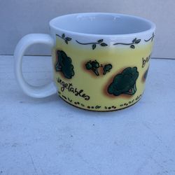 Jocha Yellow Broccoli Vegetable Mug Vs