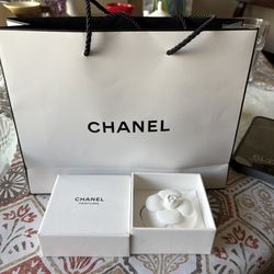  Chanel Camellia Perfume diffuser
