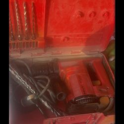 Hilti TE 22 Rotary Hammer Drill