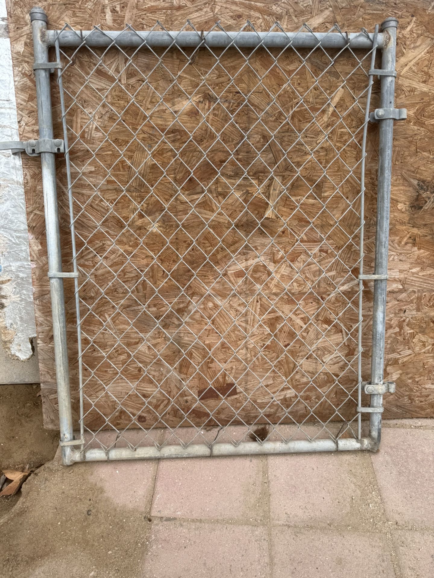 Chain link Door