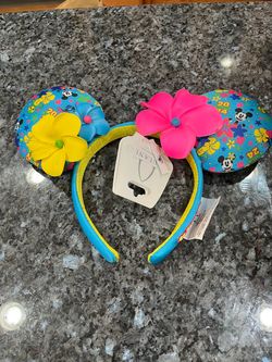 2024 Disney Resort Minnie Ears Exclusive Aulani Hawaii Headband.  Brand new with tags.