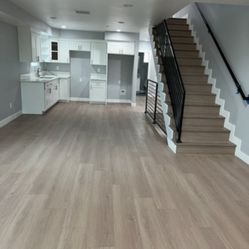12mm LAMINATE FLOORS PLUS INSTALLATION AVAILABLE! 