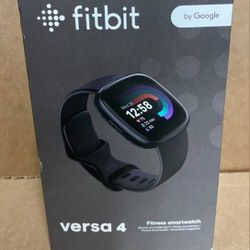 Fitbit Versa 4