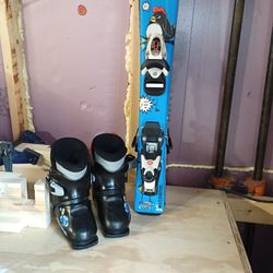 Kids Beginning Skis And 17.5 Boots