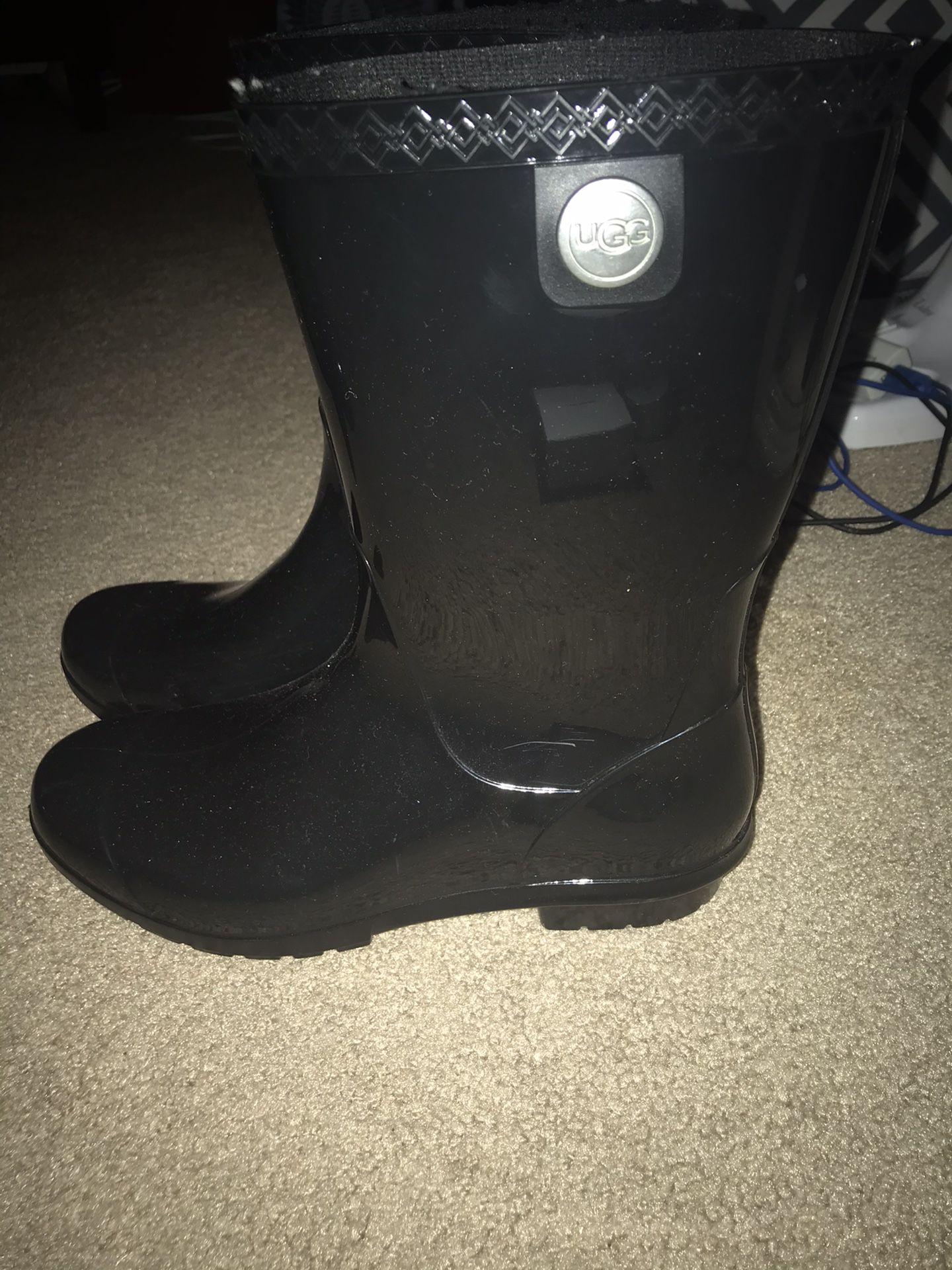 Women’s ugg rain boots