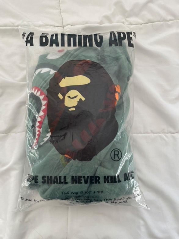BAPE Double Side Shark Full Zip Hoodie ( Green )