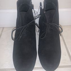 Women’s Black Wedges