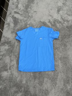 Men’s Small FIGS Capri Blue Scrub Top