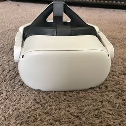 Oculus Quest 2 (READ DESC)