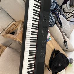 Keyboard In Good Condition 