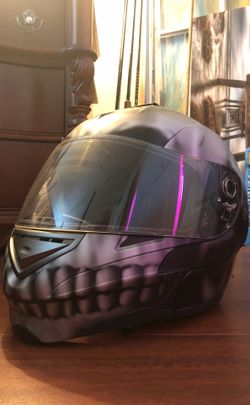 Skull motorcycle helmet