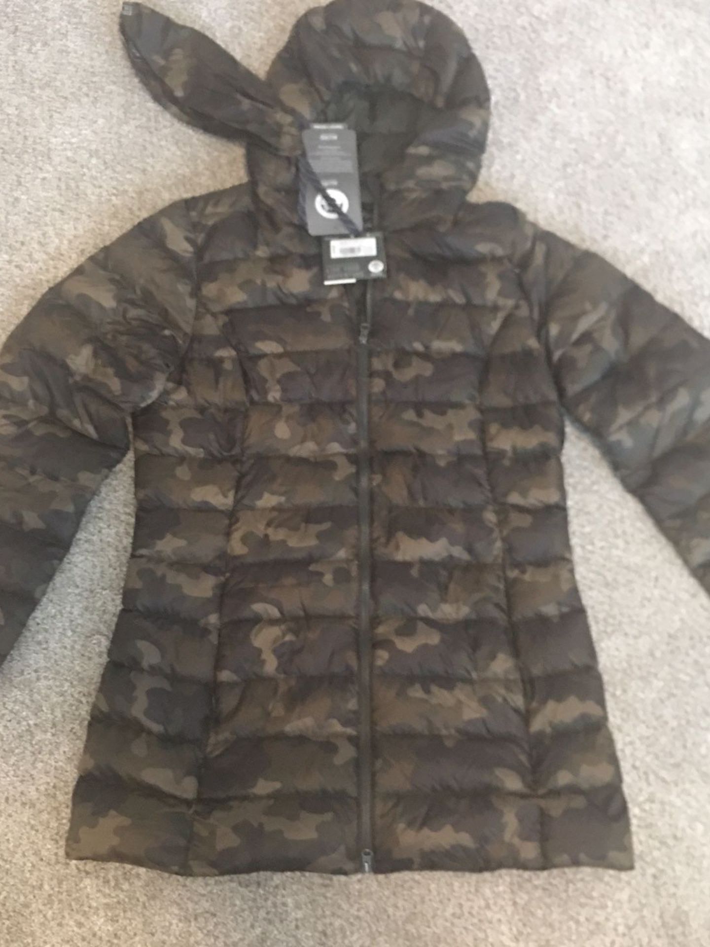 Eddie Bauer Women’s Coat, Camo, Medium