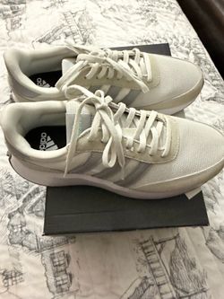 Adidas Run 70s Women’s Low Top Lace Up Athletic Sneakers White/Gray HP7350