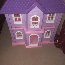 Doll House 