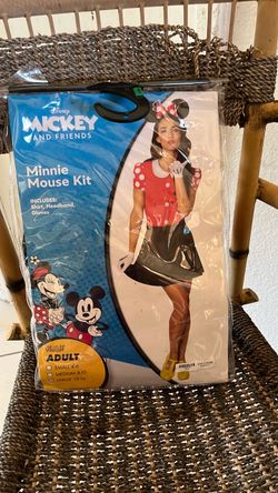 Minnie Mouse kit .