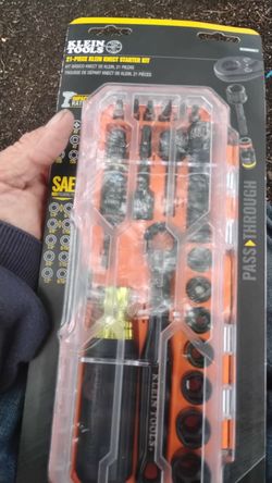 Klein tools essential pass-through socket and screw driver set