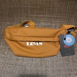 Levi’s Men’s Fanny Pack Bag