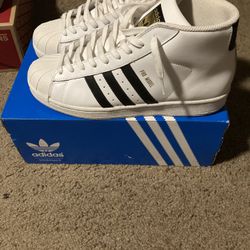 Pro Model Adidas White - Size 10