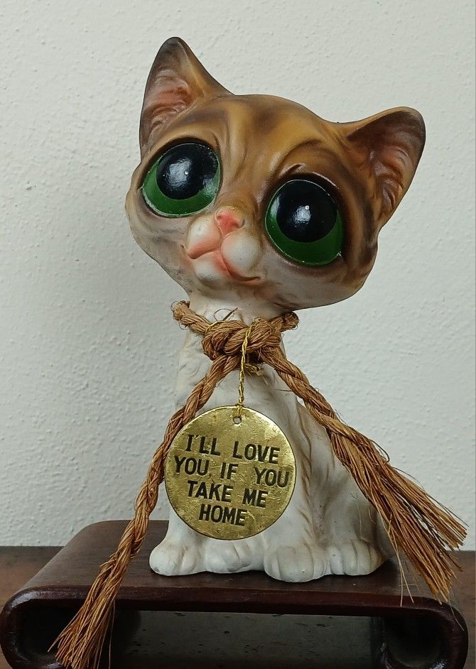 Vintage 60's Big Eyed Keane Kitty Cat Figurine