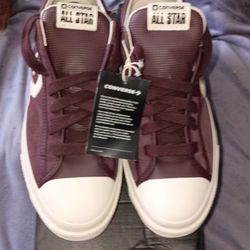 Converse chucks low burgundy size 11