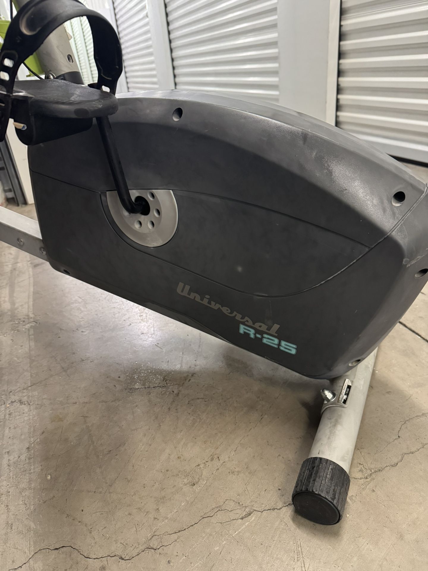 Universal Recumbent Exercise Bike R-25
