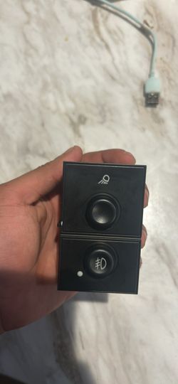 03-06 fog/cargo switch for silverado