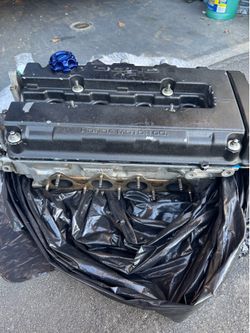 B18 GSR Head. Skunk2 Cams gears / Cams.