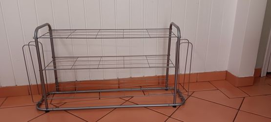 metal shoe rack