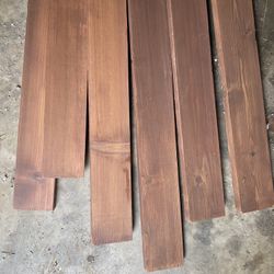 Stained cedar Wood Planks