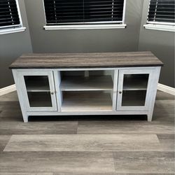 Farmhouse Entertainment Console Tv Stand by Ashley’s Furniture