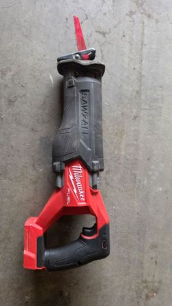 Milwaukee M18 FUEL sawzall