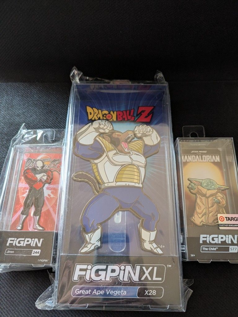 Fig Pin Lot
