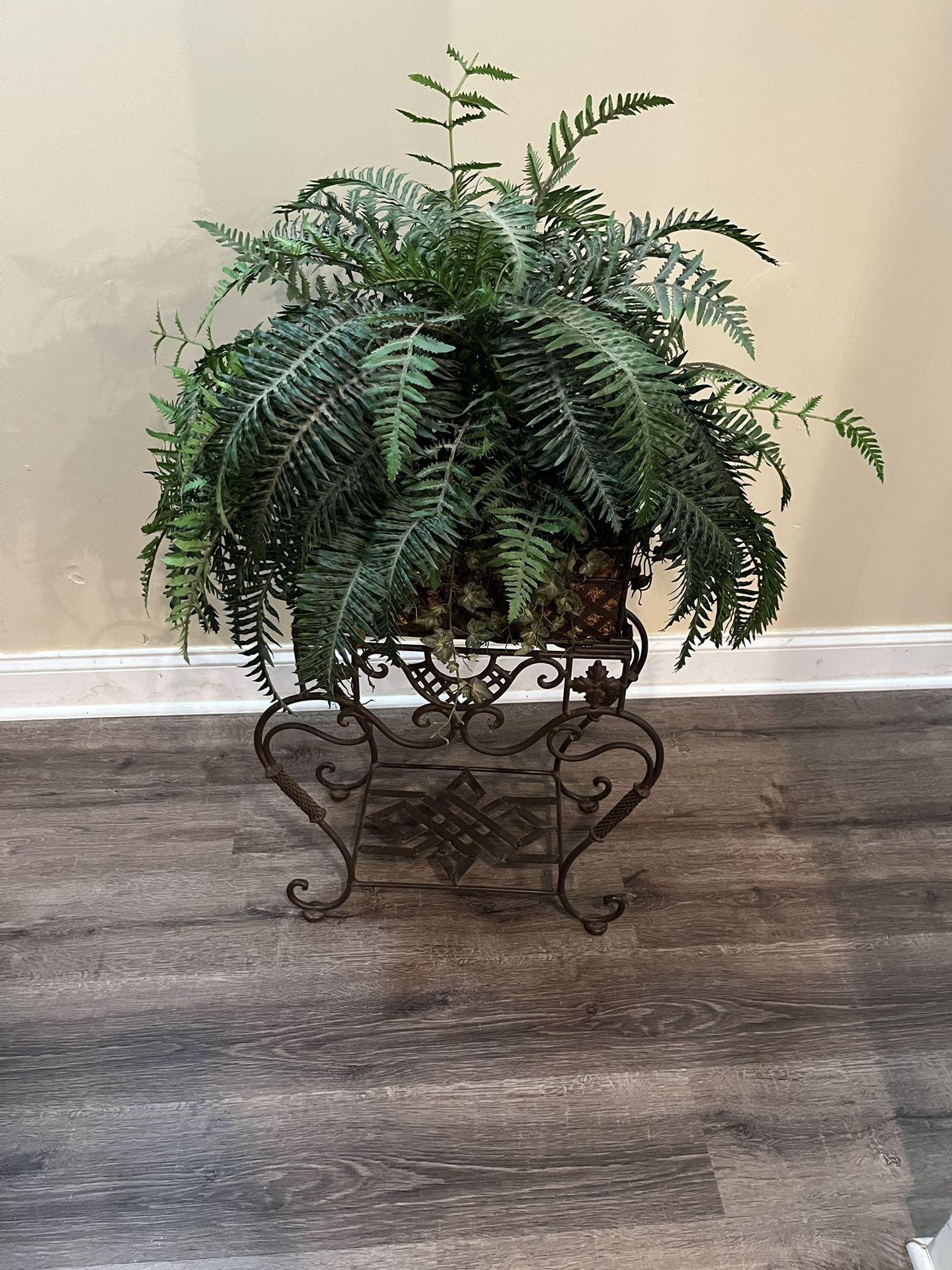 Plant Stand