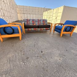 Sofa And Chairs 