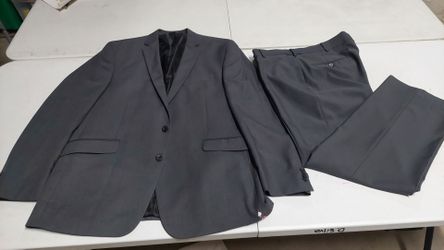 Kenneth Cole gray men's suit