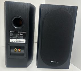 $135 Pioneer SP-BS22-LR Andrew Jones Bookshelf Speakers – Tested Pair