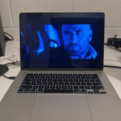 MacBook Air Pro 15’’