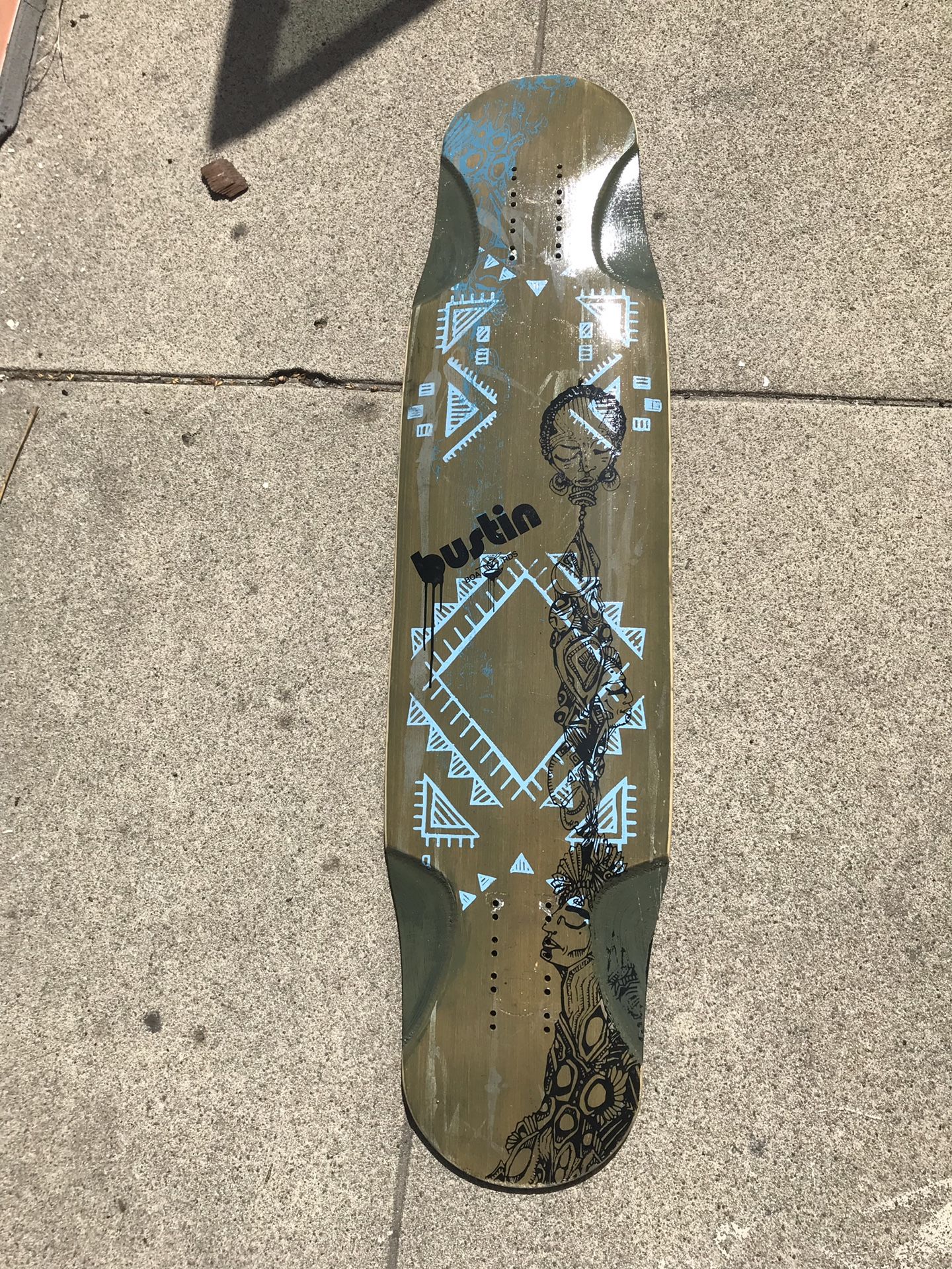 Bustin Shrike longboard