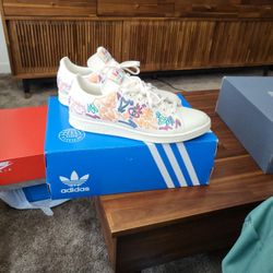 Adidas Stan Smith's Love ❤️ And Unite Brand New, Never Worn Sz11