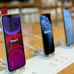Apple IPhone 11 64gb Unlocked For Any Carrier Worldwide 🌐 Tv 