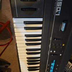 Ensoniq ESQ-1